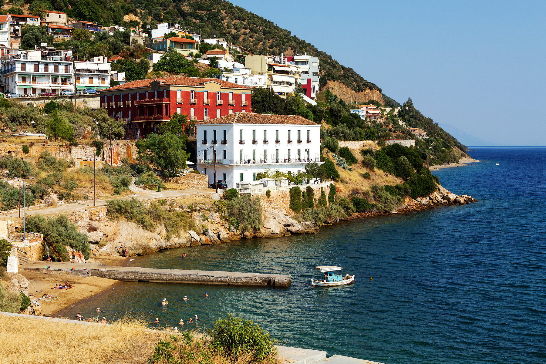 the-beach-near-the-spas-of-edipsos-in-evia